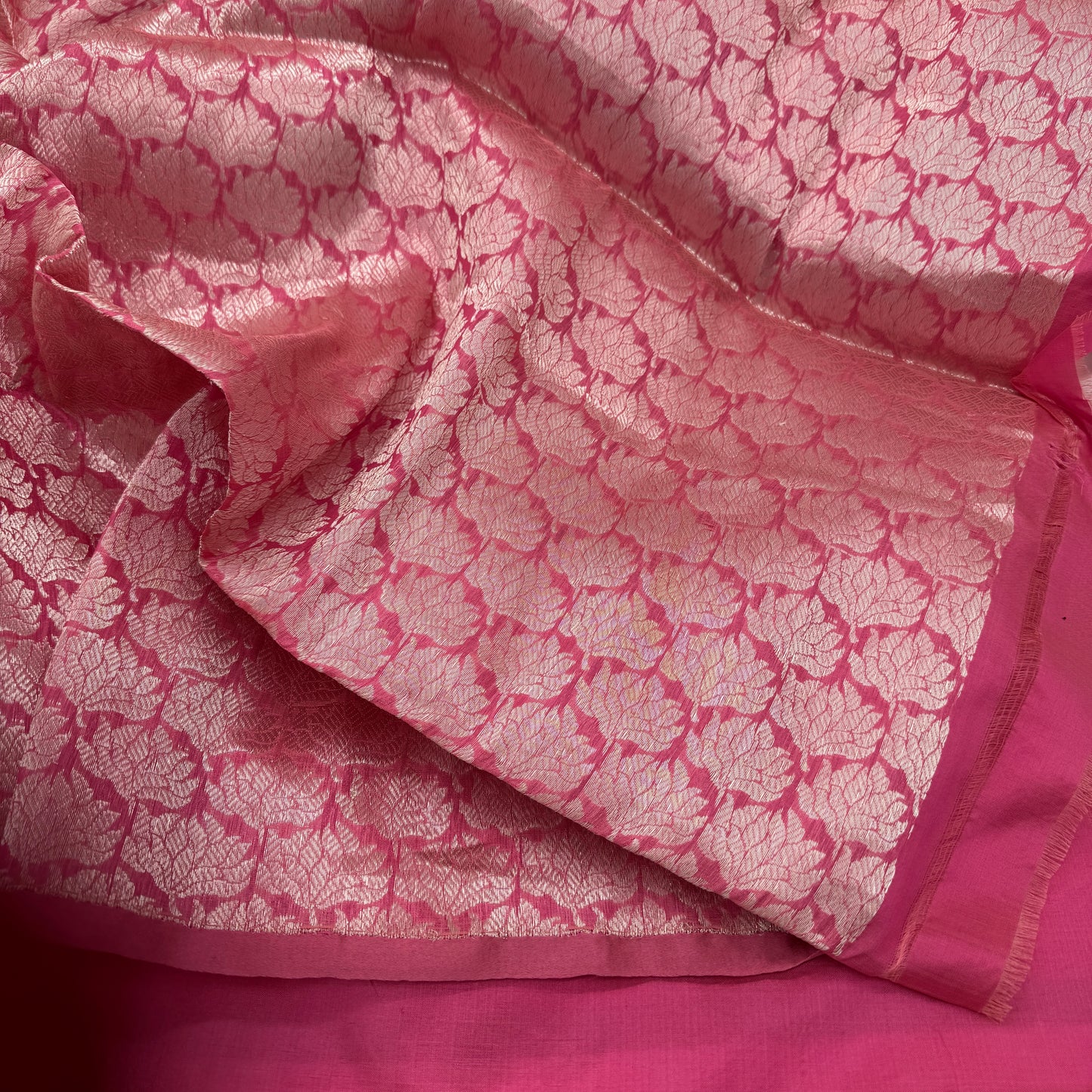 Anshu: Pink Borderless Banarasi Silk Saree