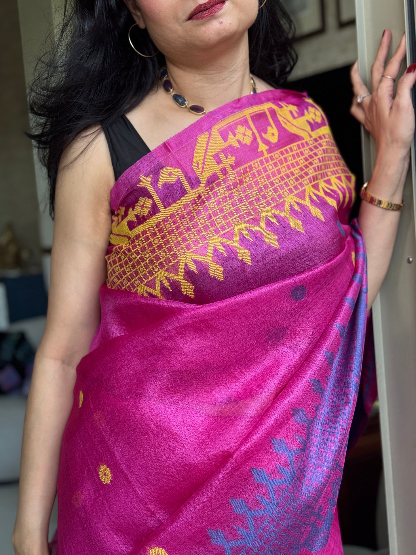 Ava: Pink Handwoven Tussar Silk Jamdani Saree