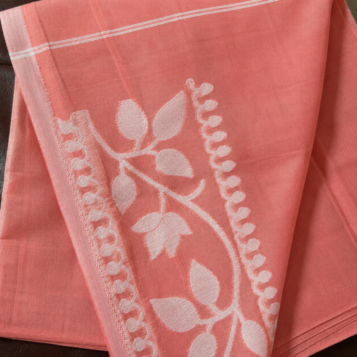 Kadambari: Peach Handwoven Jamdani Cotton Saree