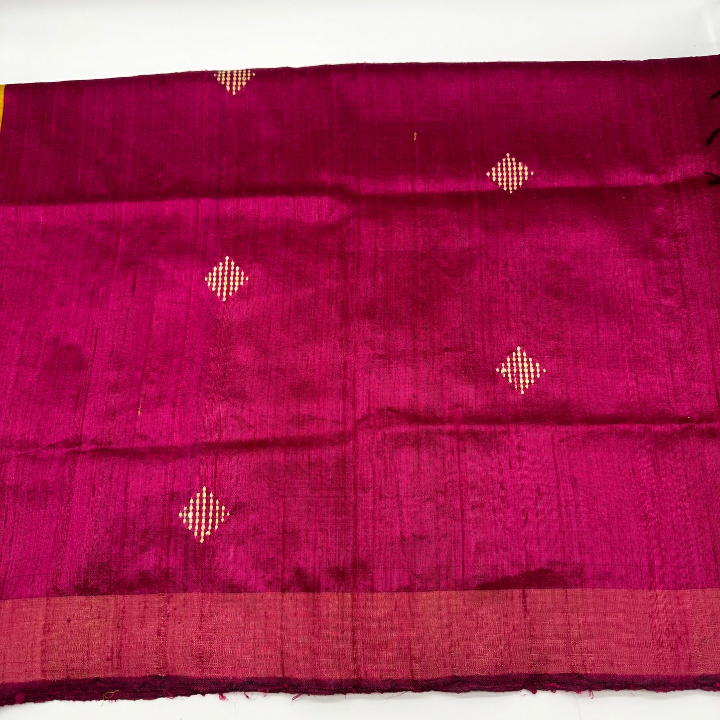 MAGENTA GHICHA SILK SAREE