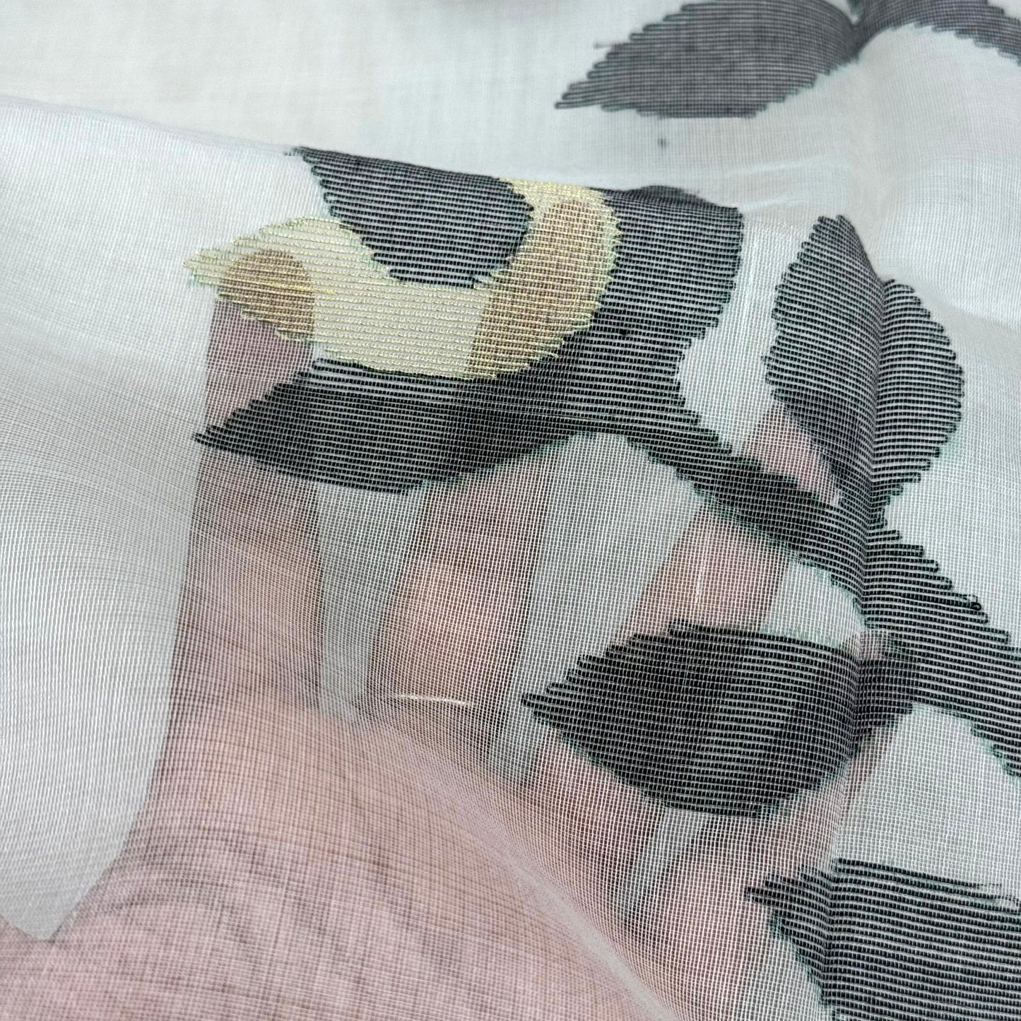 WHITE MUSLIN JAMDANI SAREE