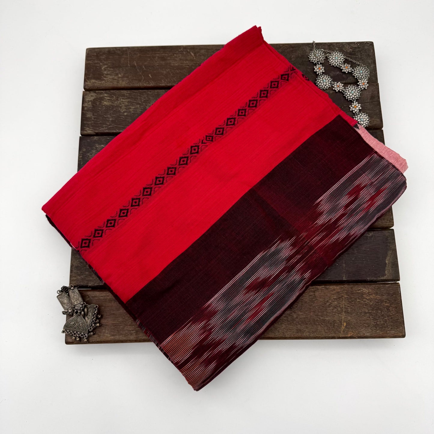 RED DHONEKHALI COTTON-HANDLOOM SAREE