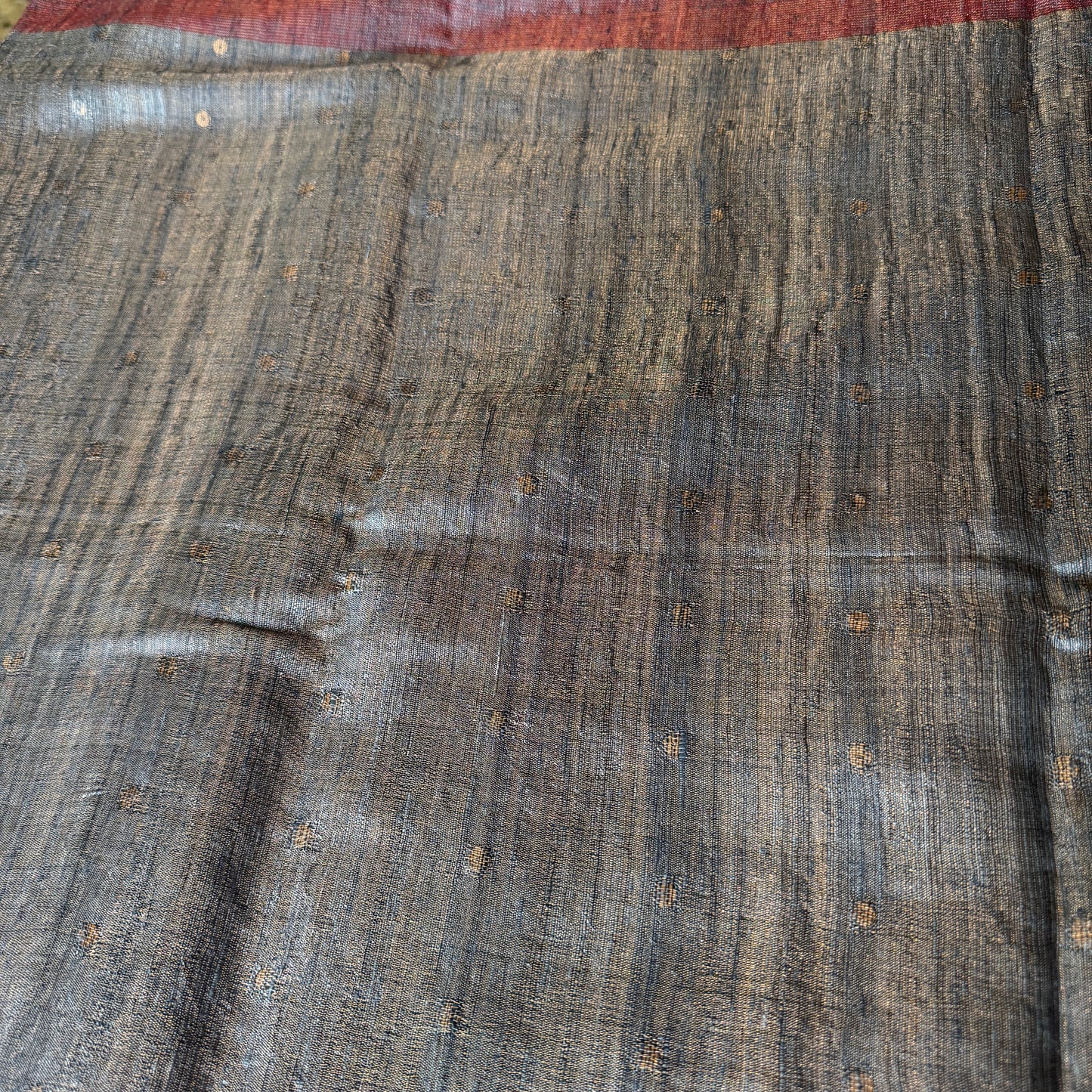 Raagshree: Grey & Red Handwoven Matka Silk Saree