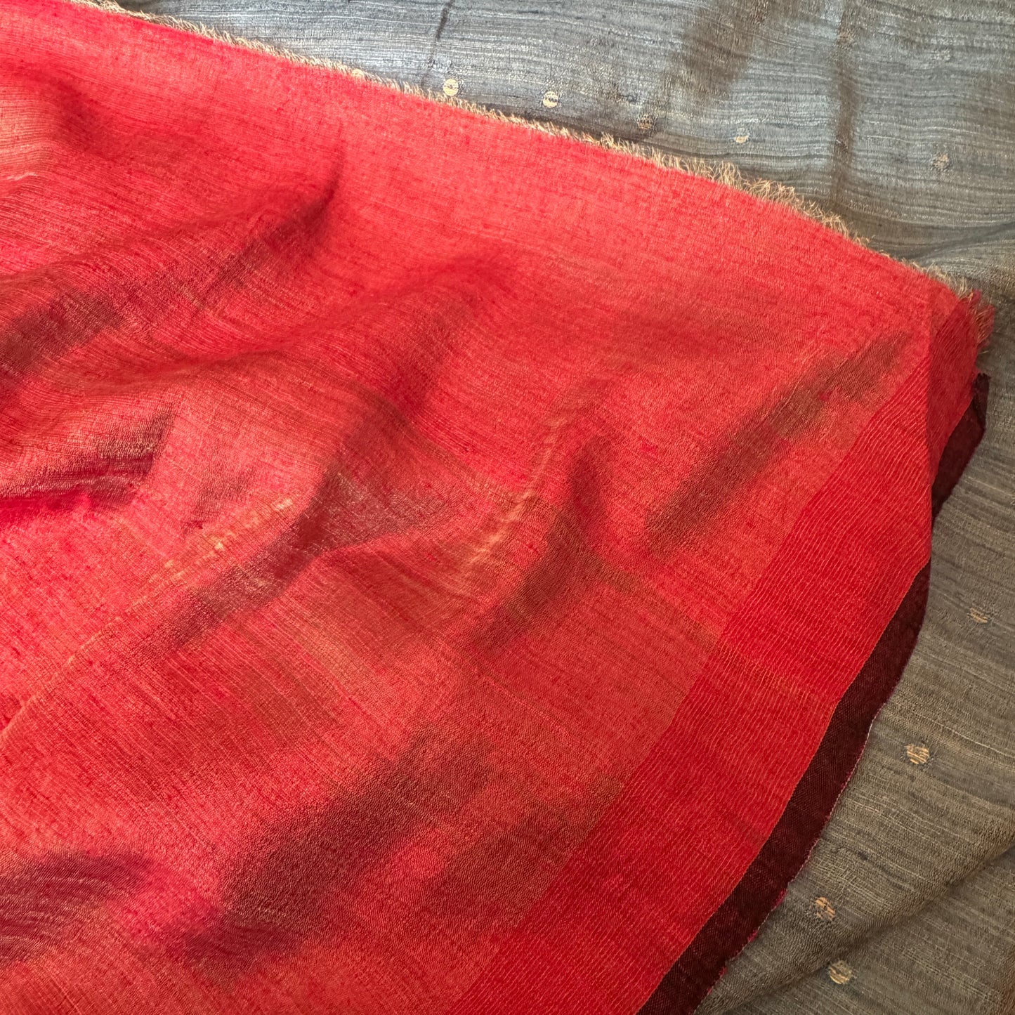 Raagshree: Grey & Red Handwoven Matka Silk Saree