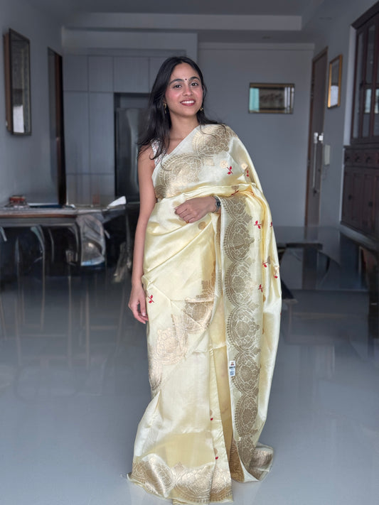 Ivory Noor: Cream Banarasi Katan Silk Saree