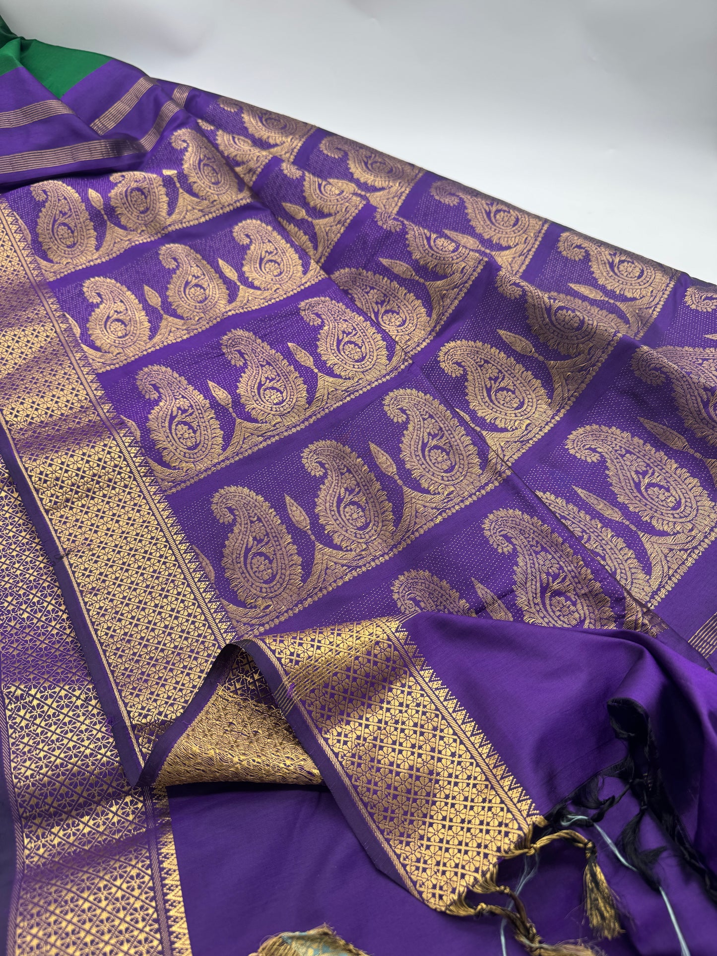 Kavita: Green & Purple Pattu Silk Saree