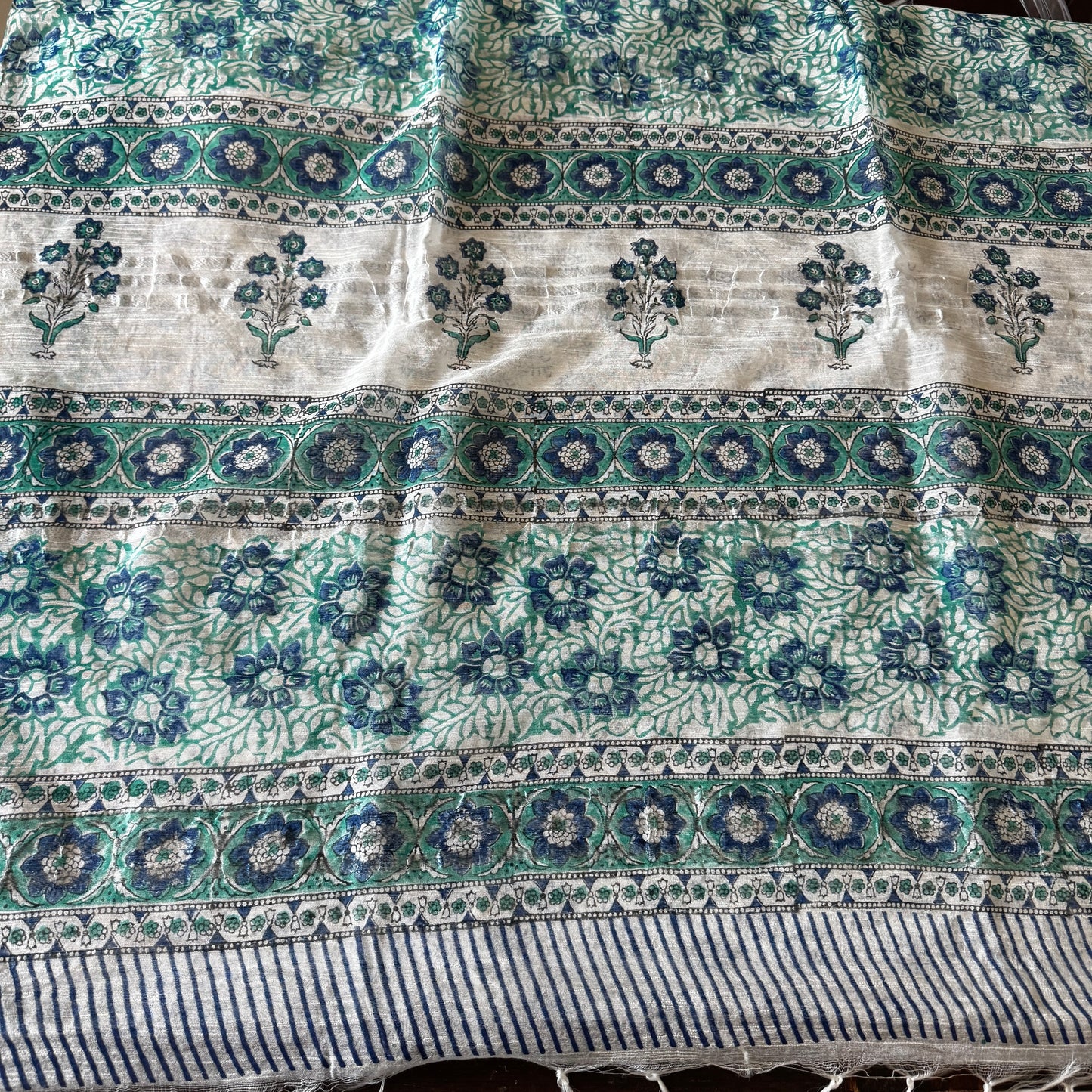 Sharanya: White Cotton Sanganeri Block Print Saree