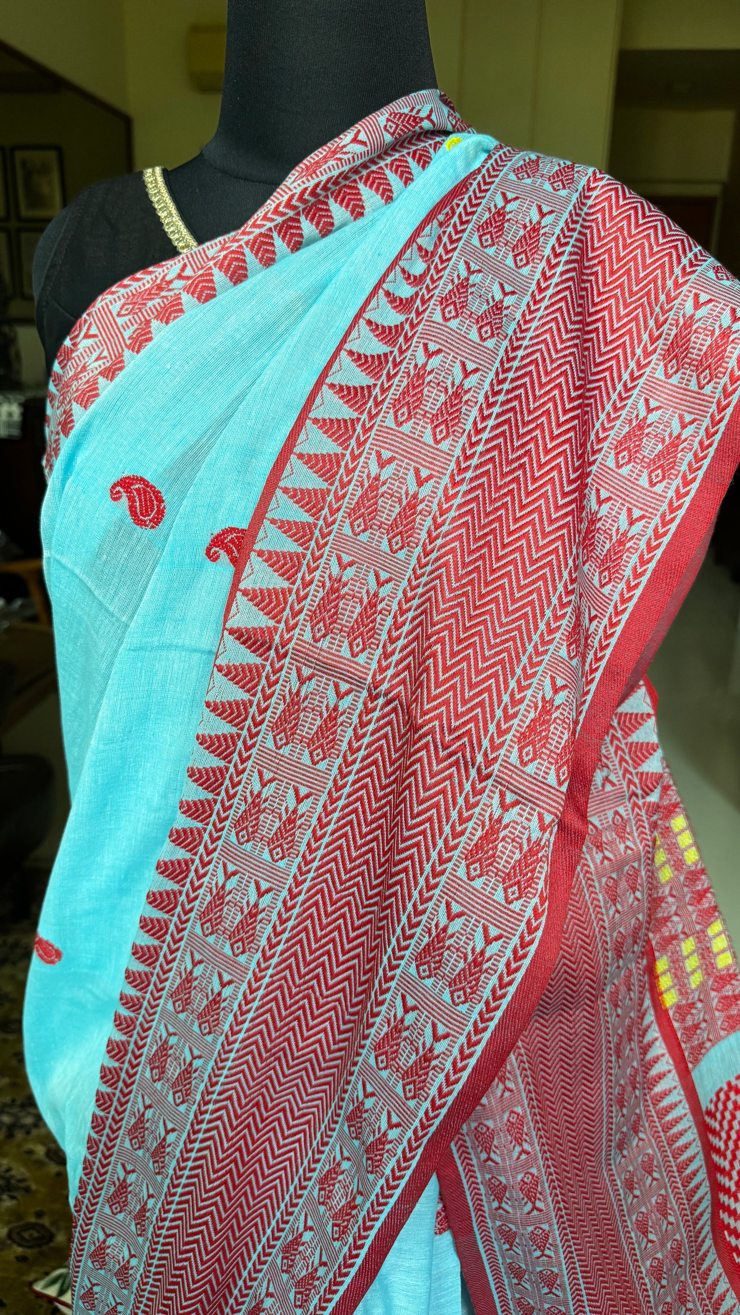 Nabaneeta: Blue Handloom Cotton Saree