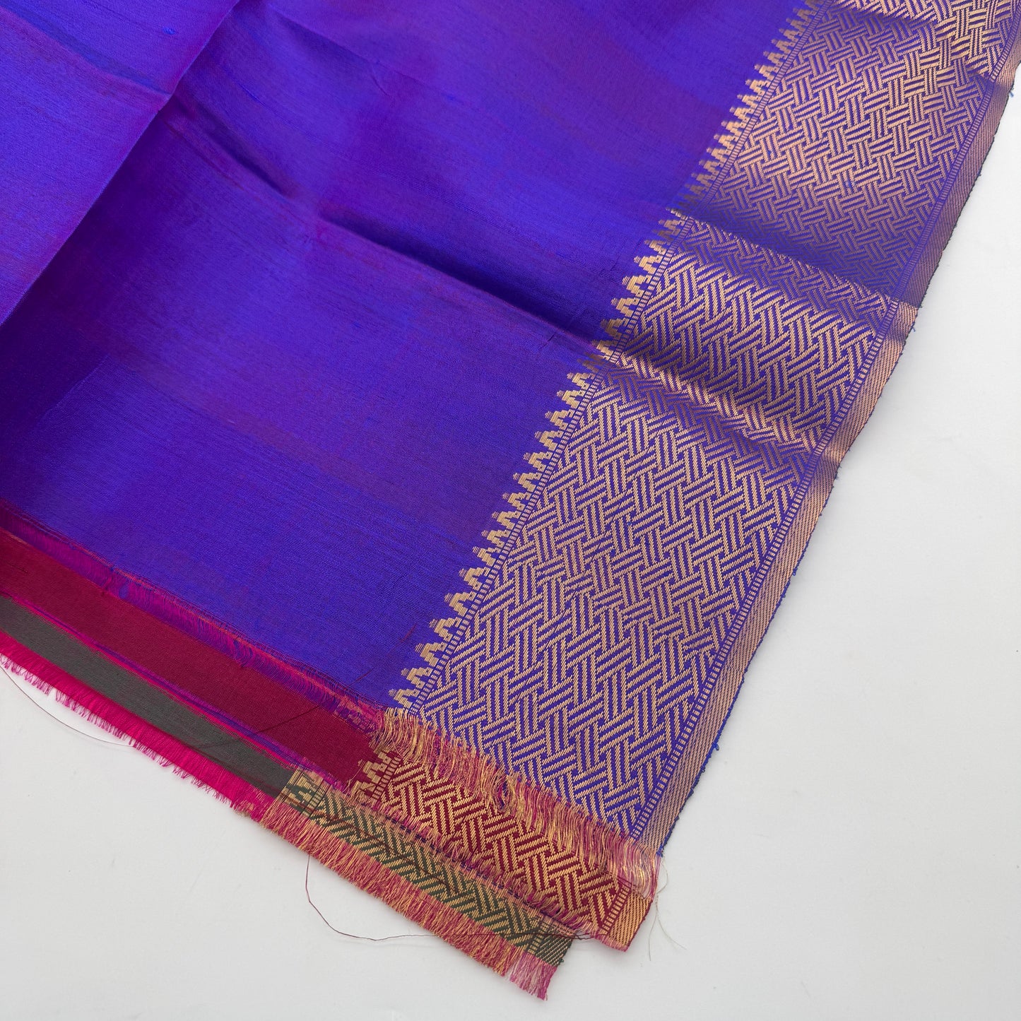 Veda: Pink Handwoven Pattu Silk Saree