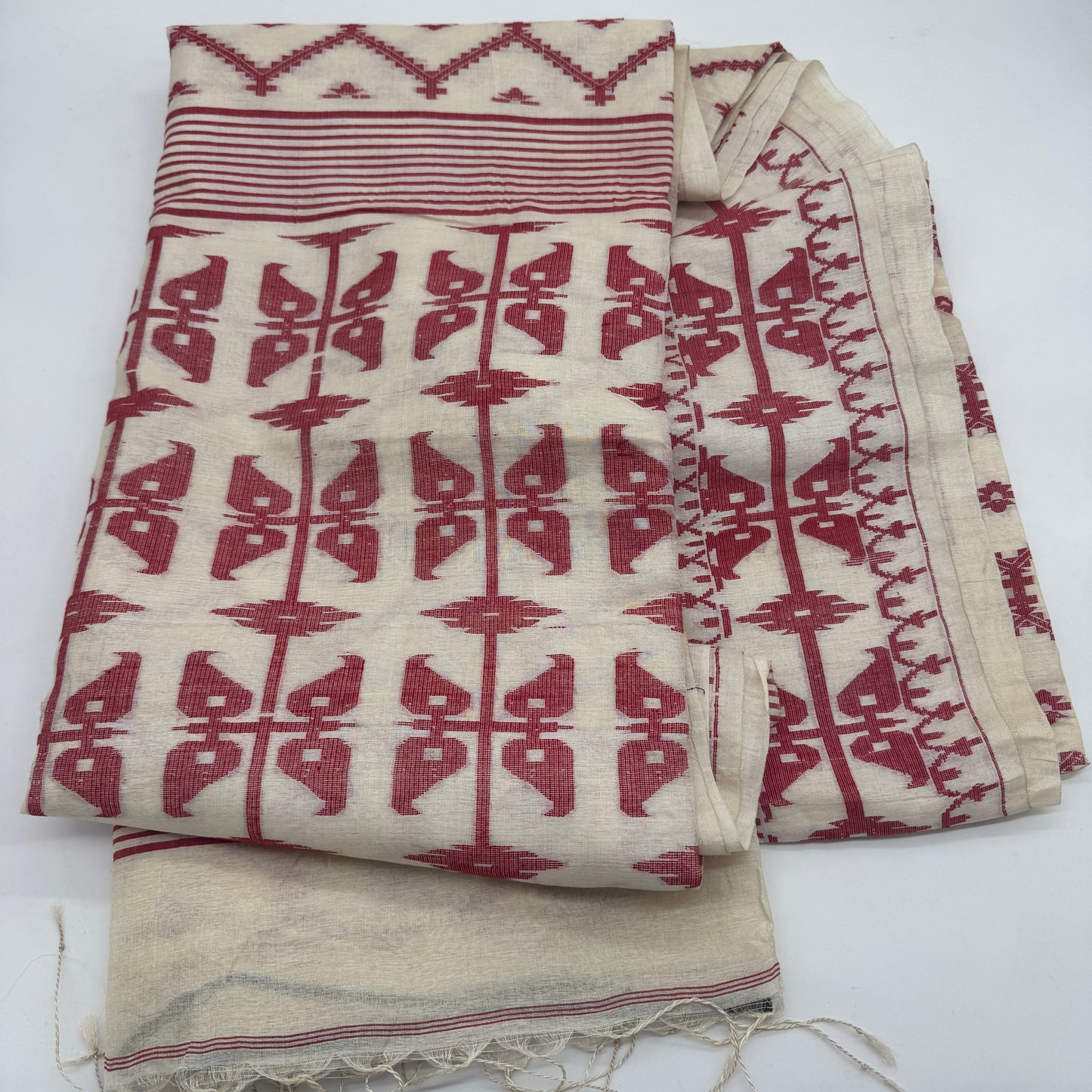Ivoryfire: White Tussar Silk Jamdani Saree