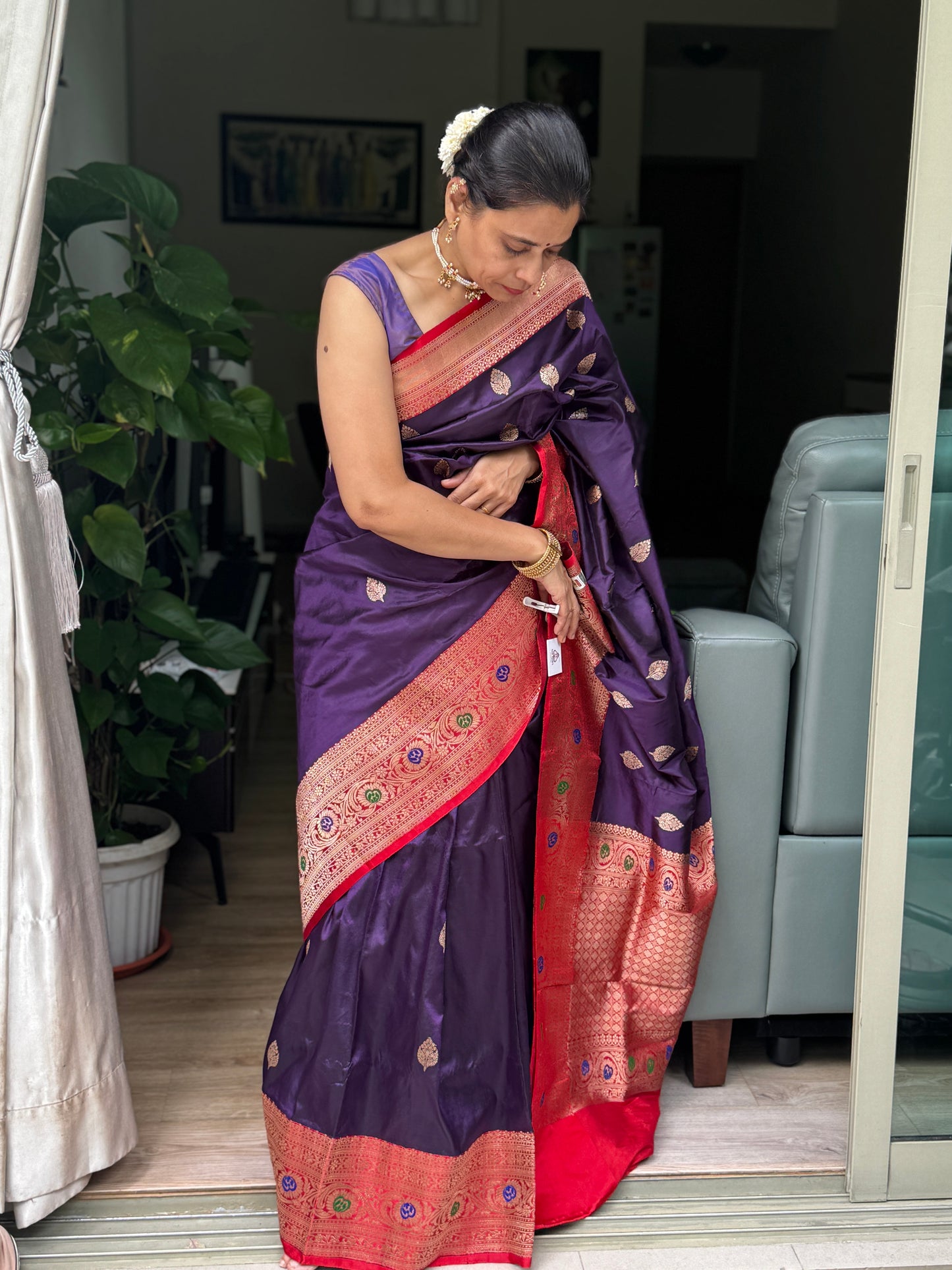 Rajnigandha: Purple Handwoven Banarasi Silk Saree