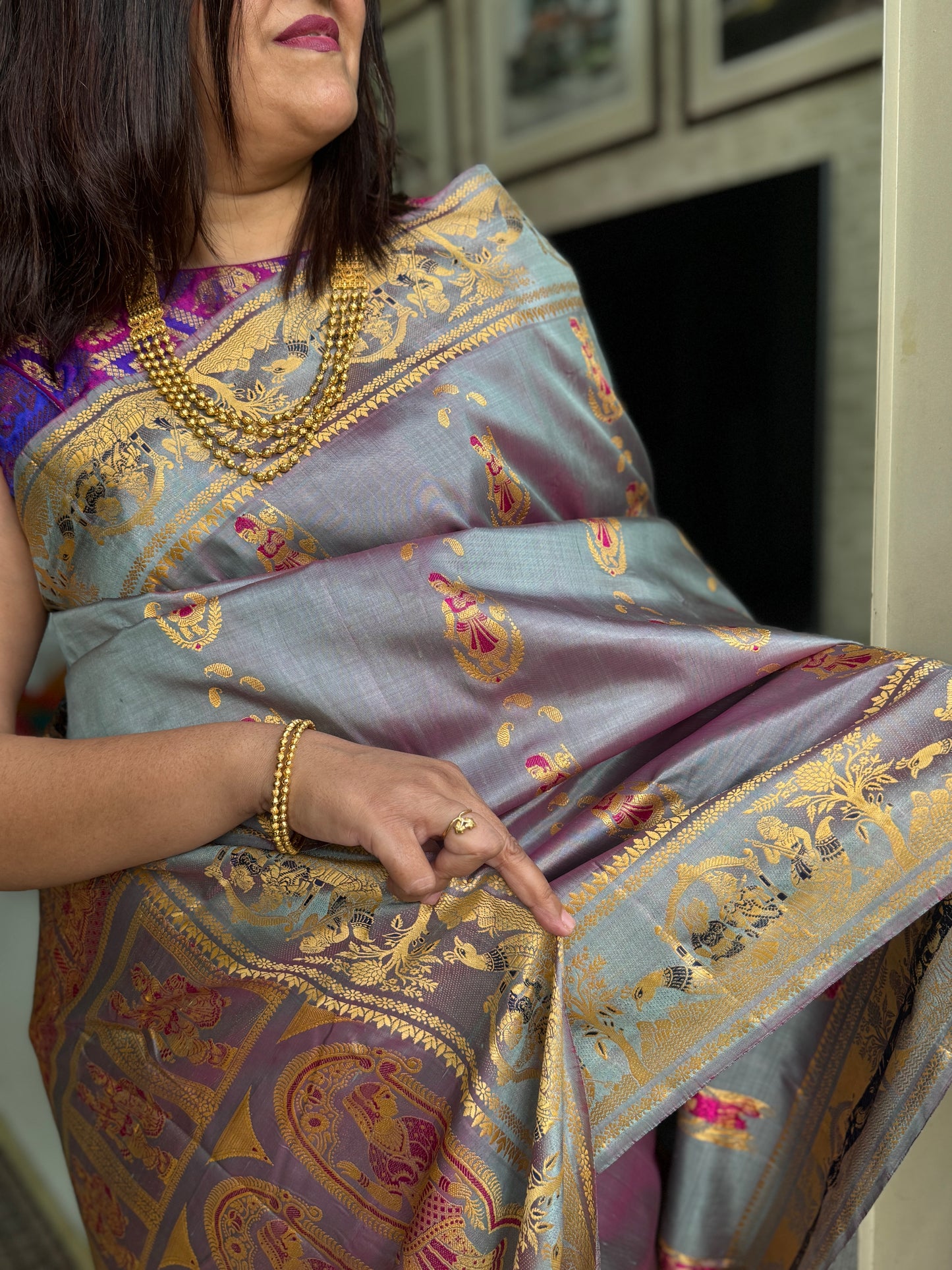 Aparna: Grey Handwoven Katan Silk Baluchari Saree