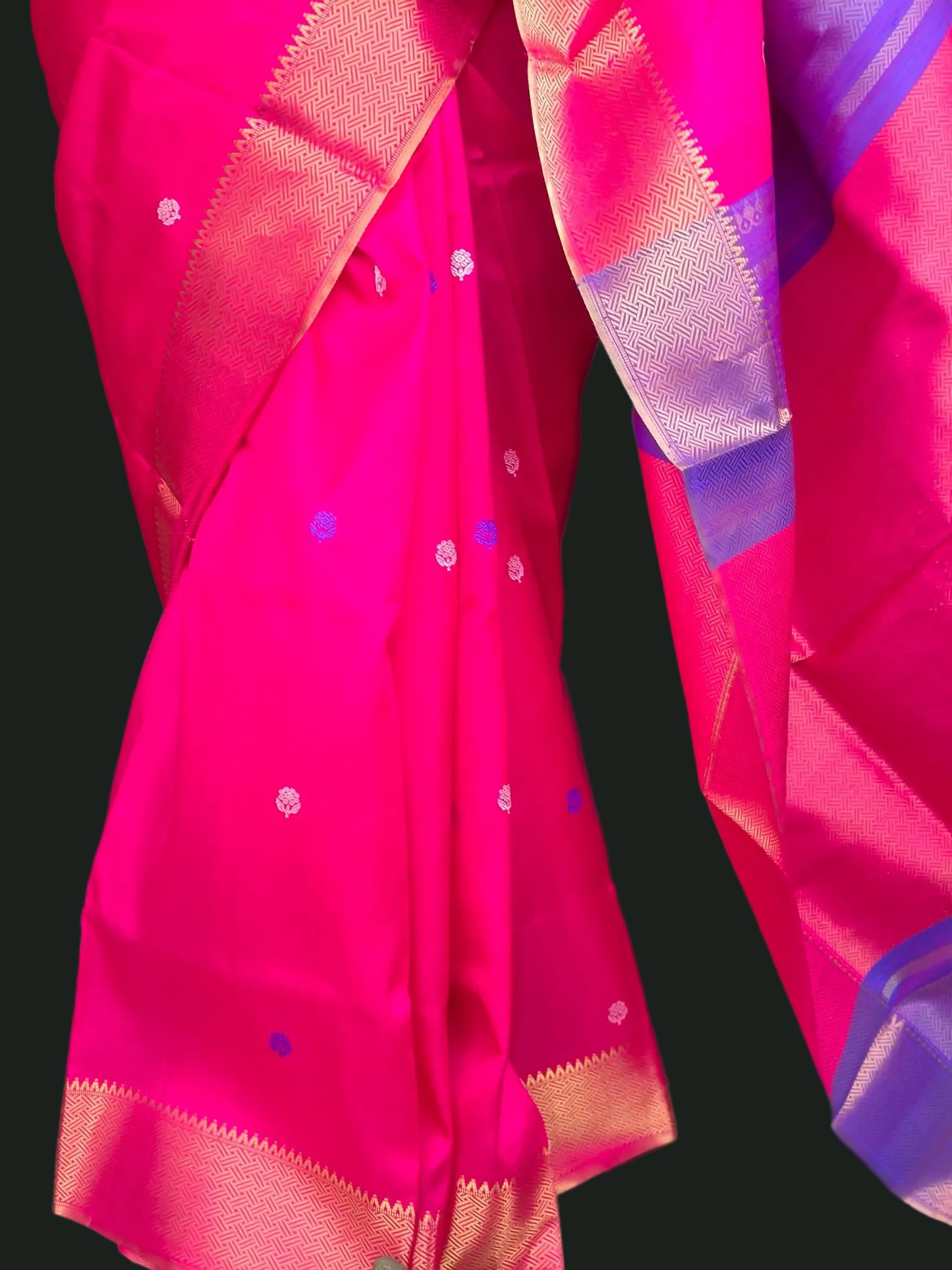 Veda: Pink Handwoven Pattu Silk Saree