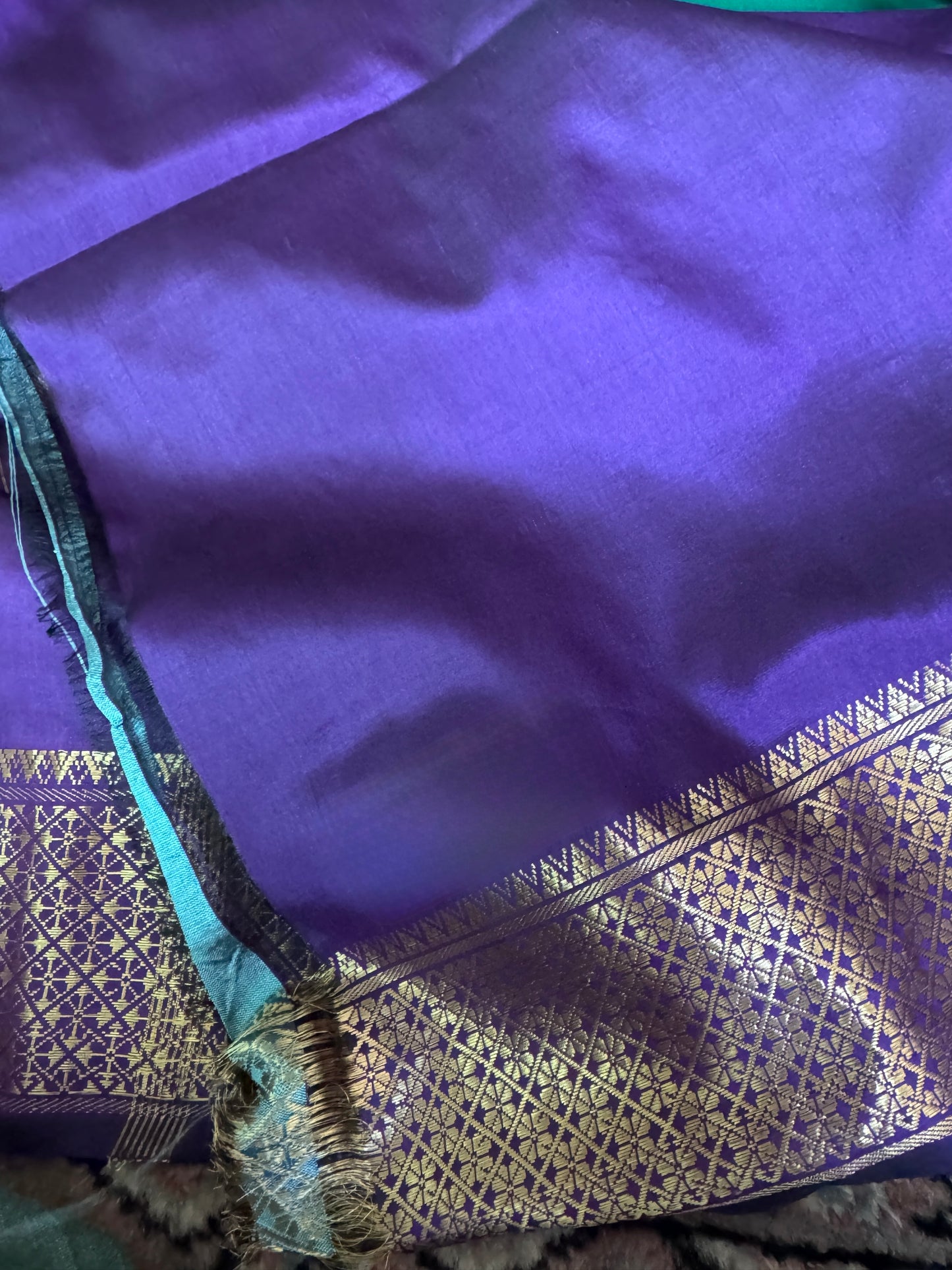 Kavita: Green & Purple Pattu Silk Saree