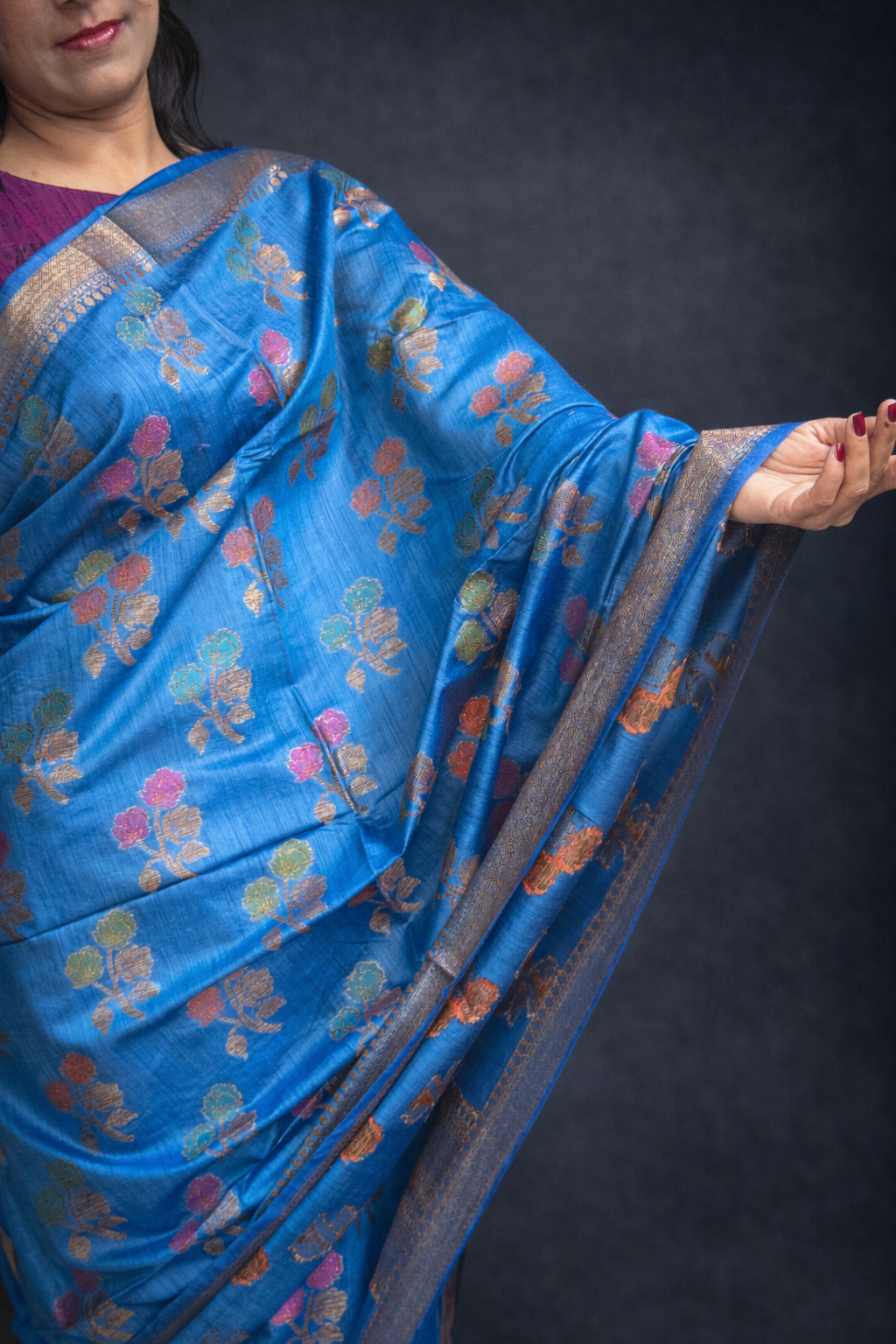 Kaneesha: Blue Handwoven Munga-Tussar Silk Saree