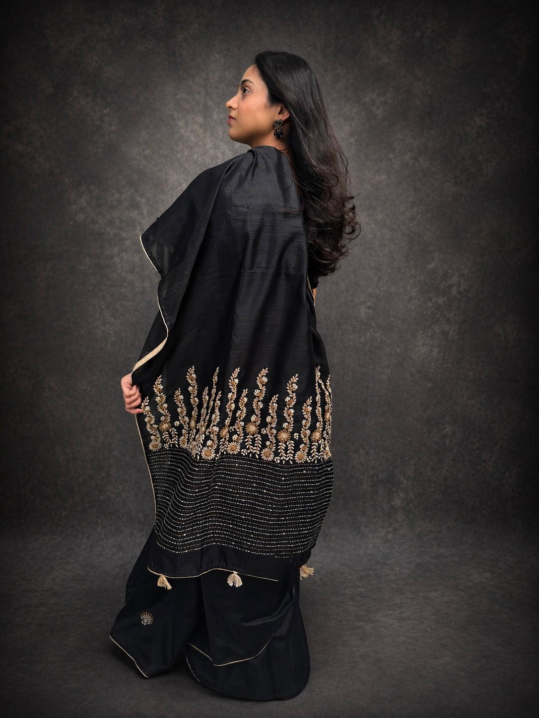 Hely: Black Semi-tussar Hand-embroidered Saree