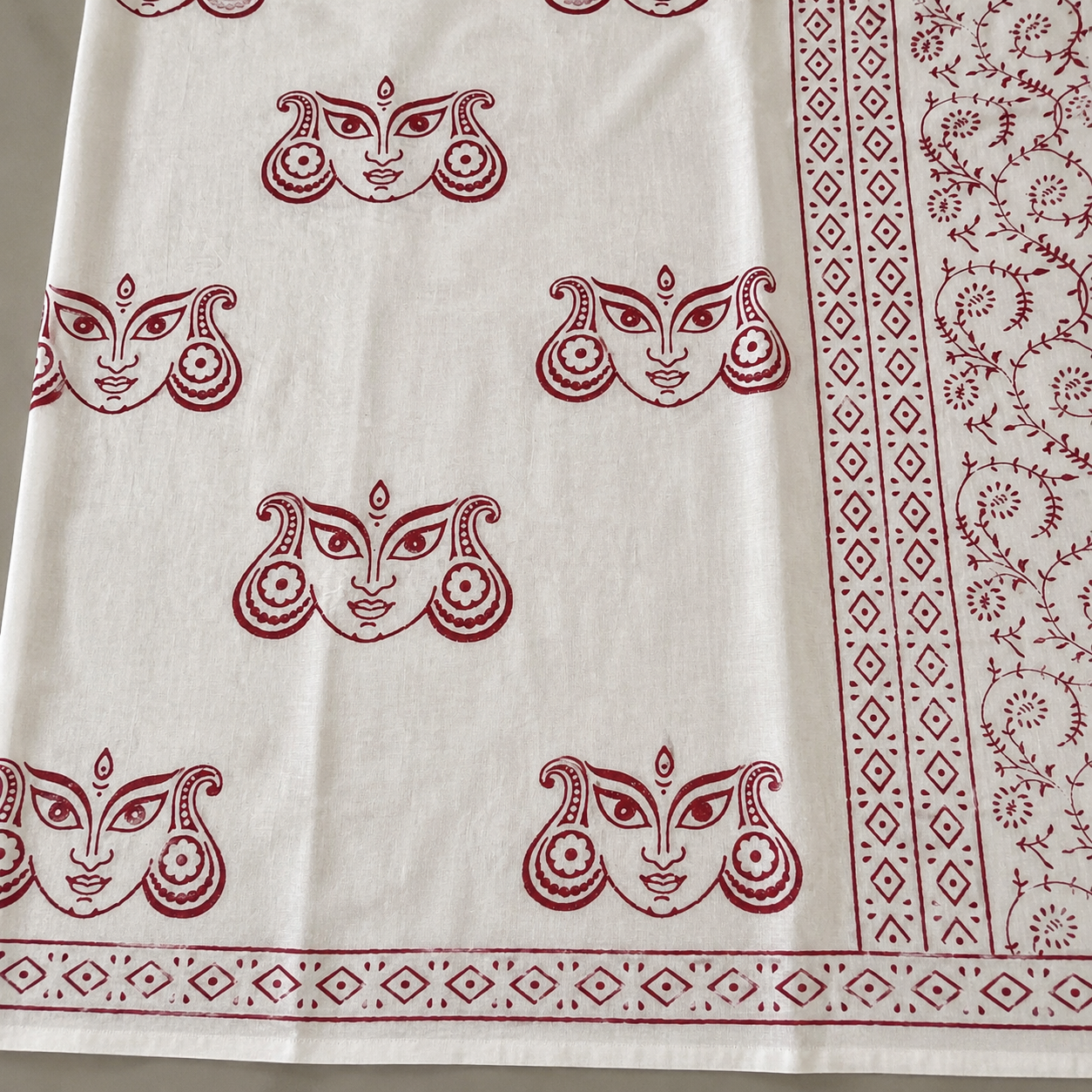 Ma Durga: White Cotton Sanganeri Block Print Saree