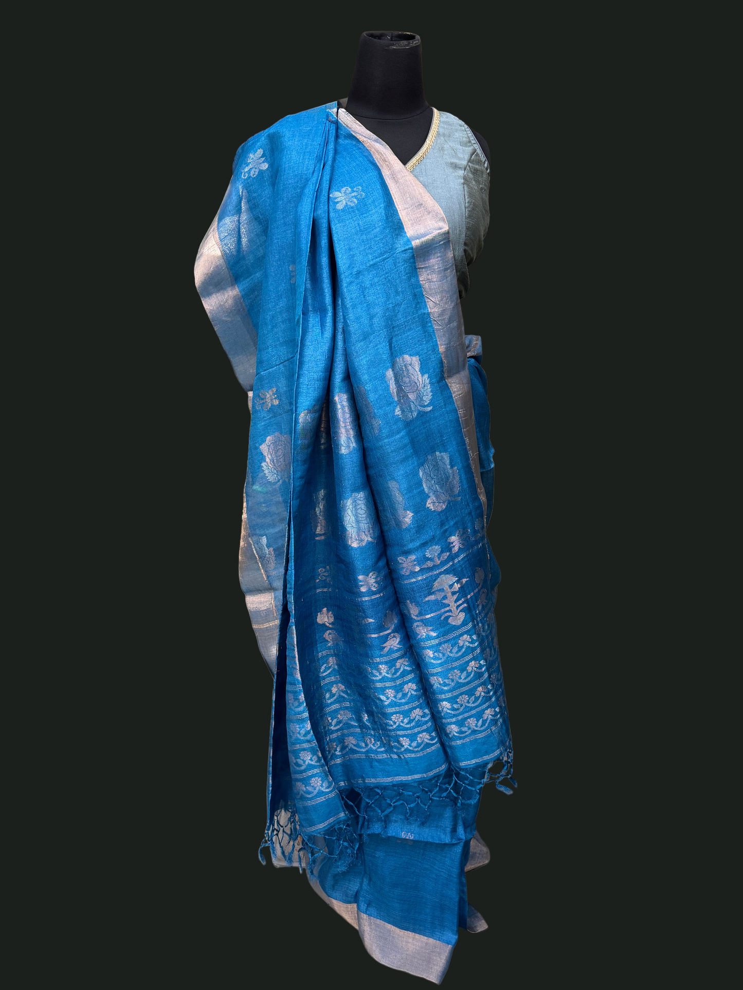 Silversky: Blue and Silver Jamdani Saree
