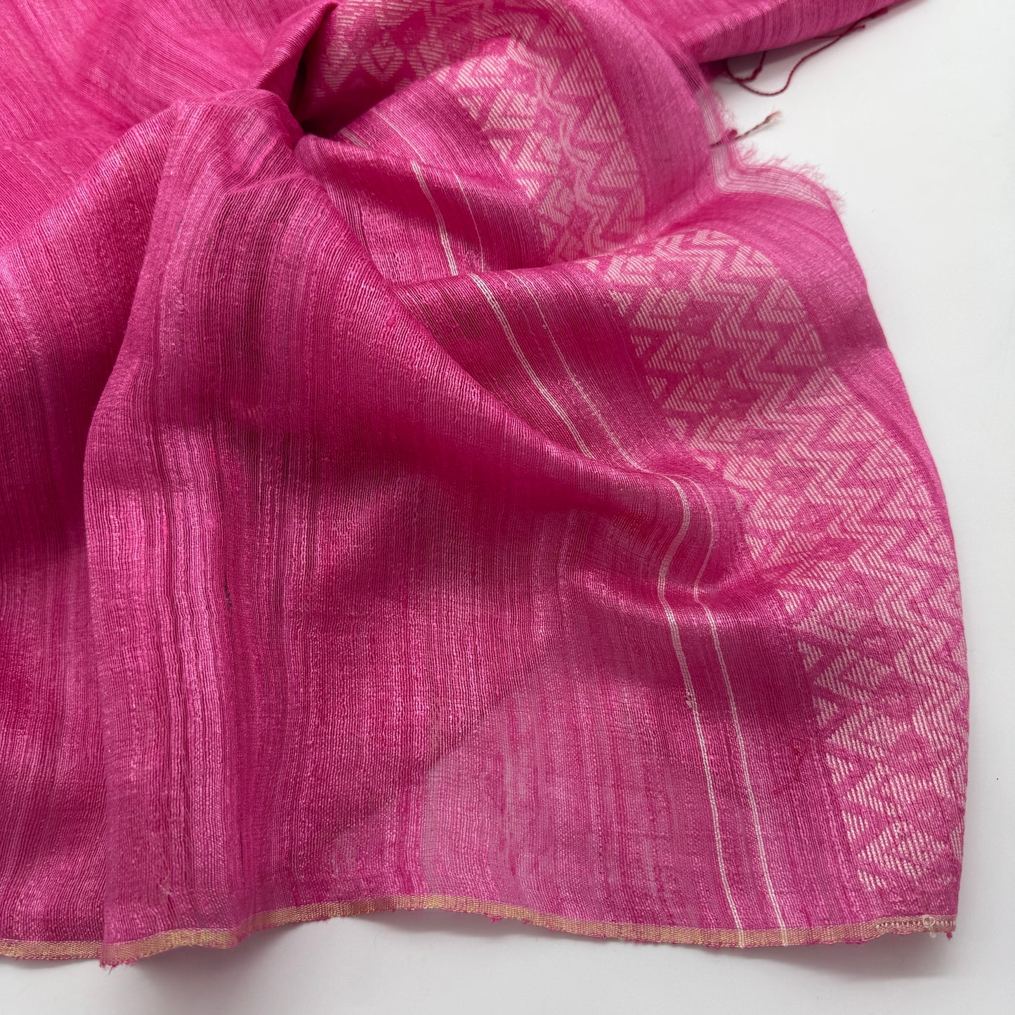 Gulab Tara: Pink Matka Silk Saree with Translucent Muslin Pallu