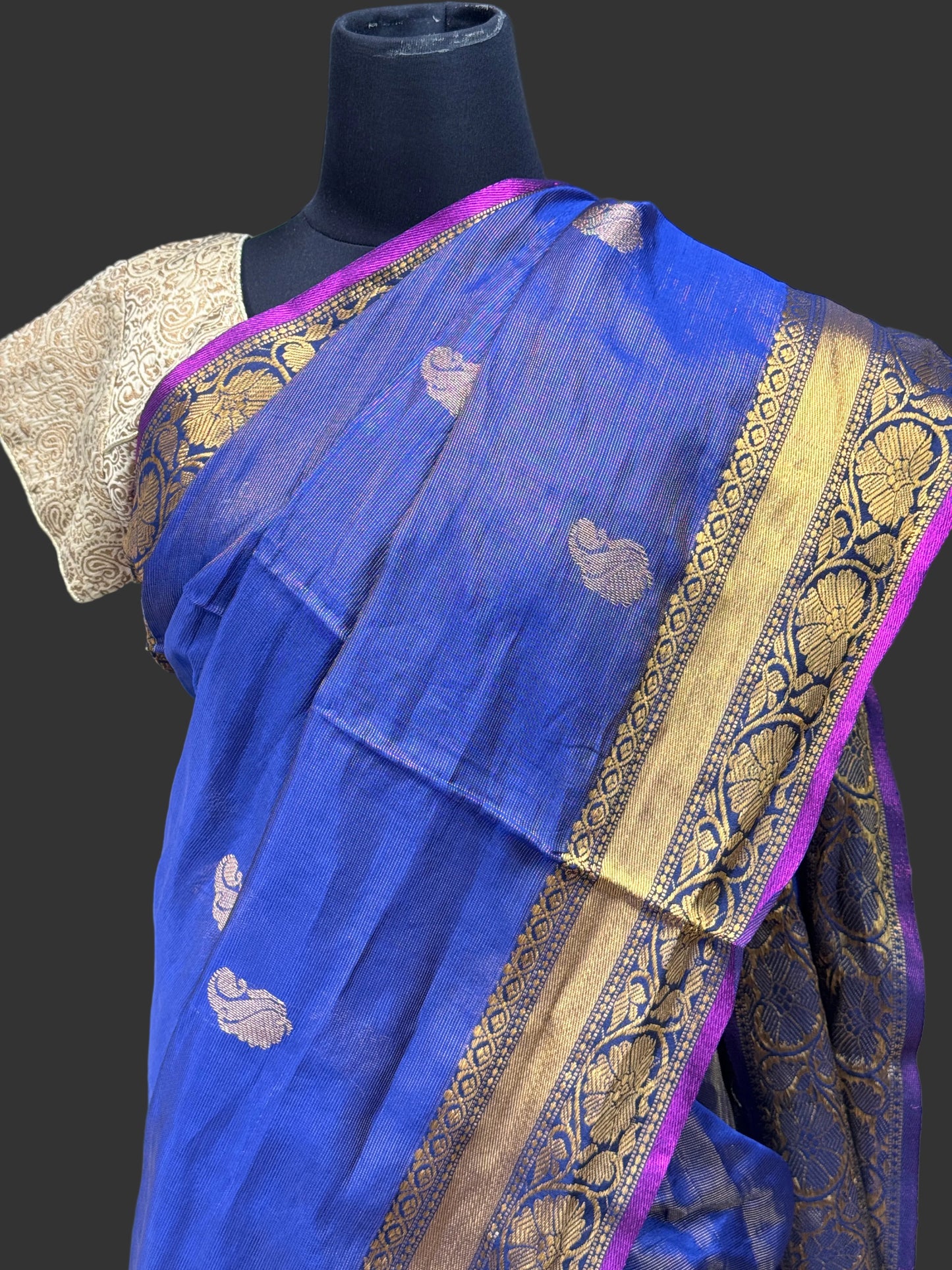 Indira: Blue tissue silk saree