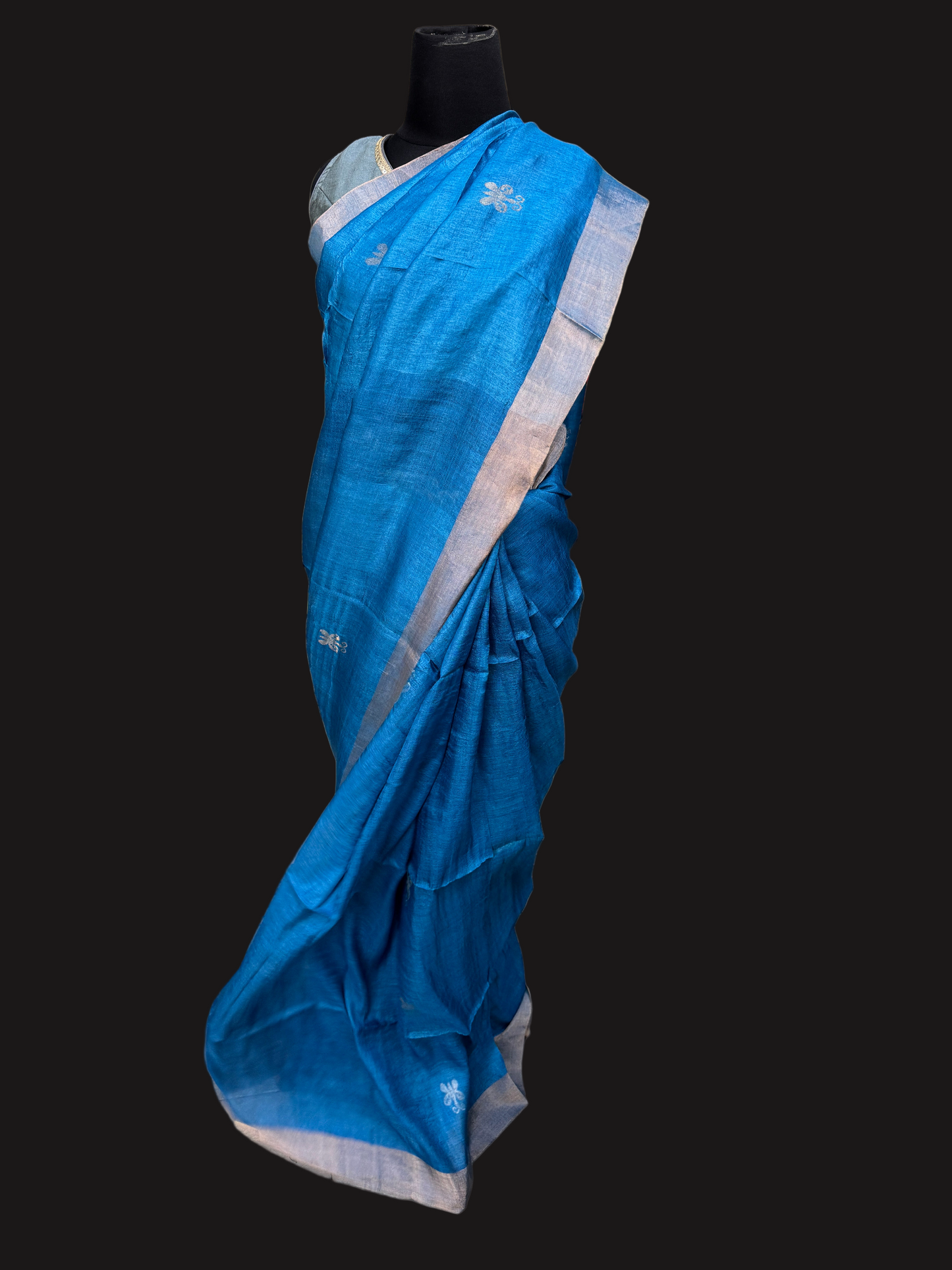 Silversky: Blue and Silver Jamdani Saree