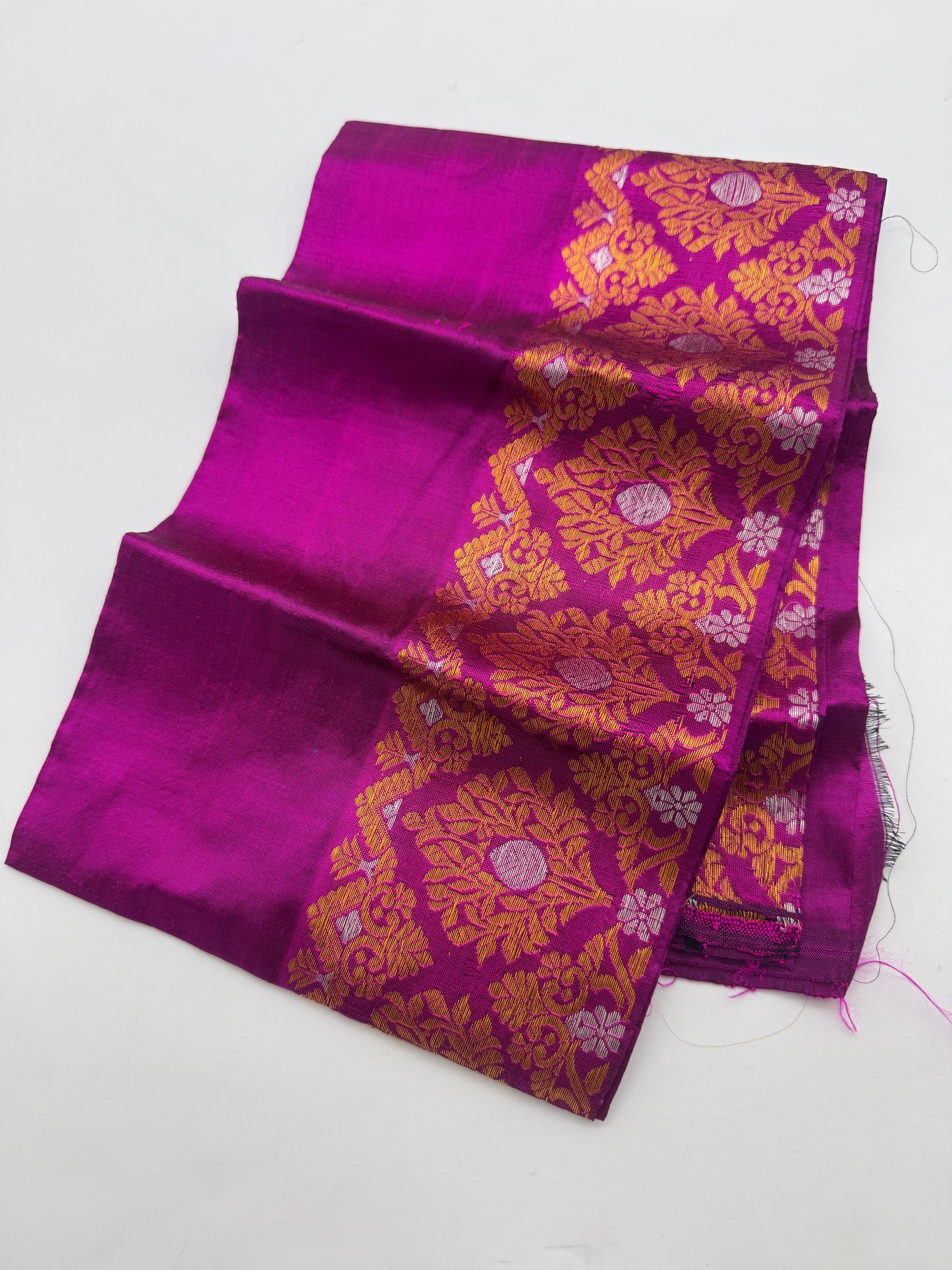 Emerald Bloom: Green Paat Silk Saree