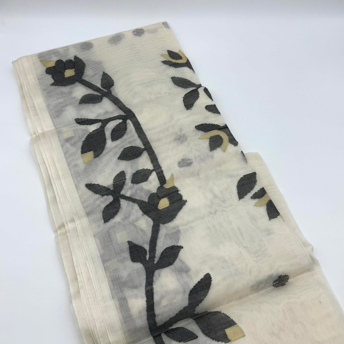 WHITE MUSLIN JAMDANI SAREE