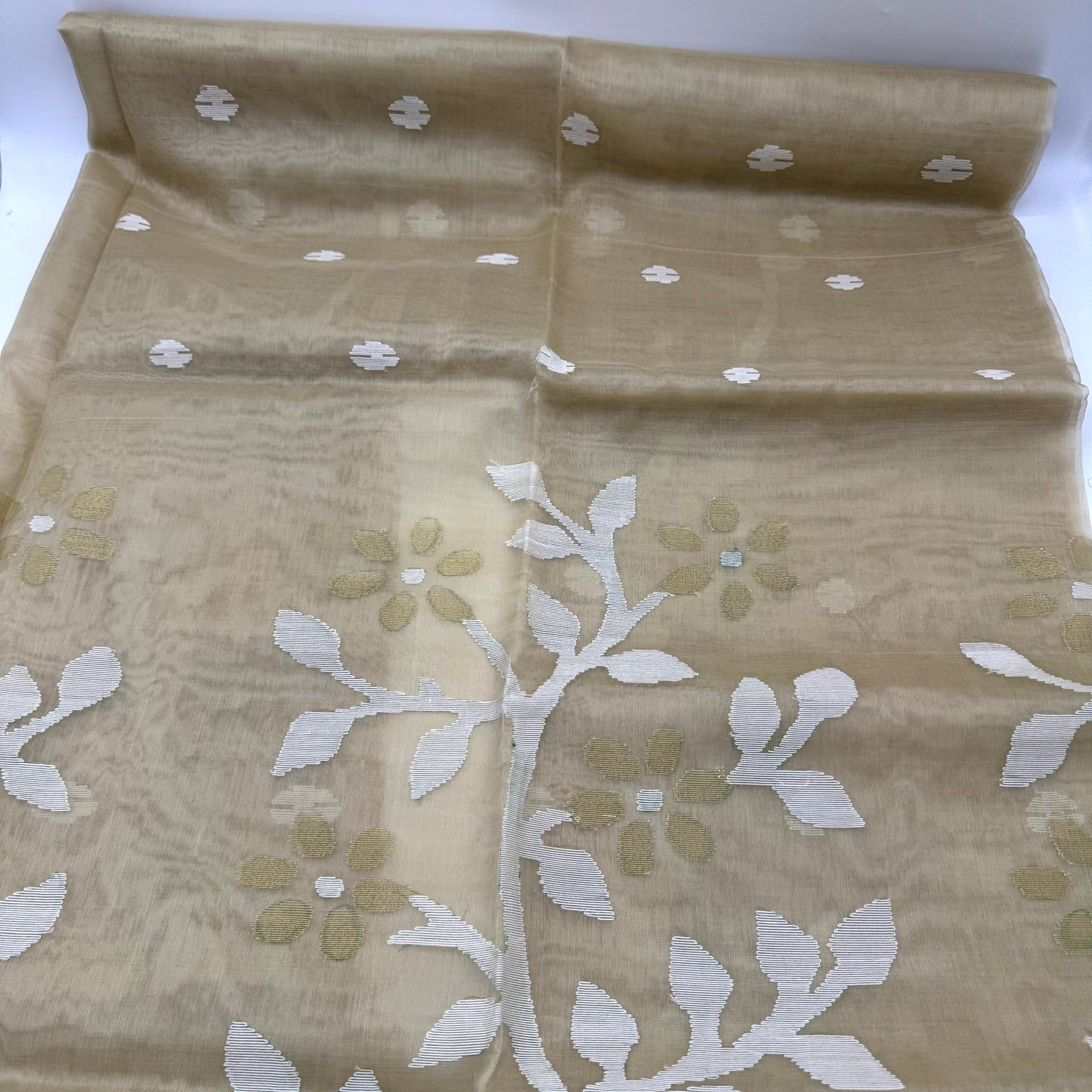 BEIGE MUSLIN JAMDANI SAREE