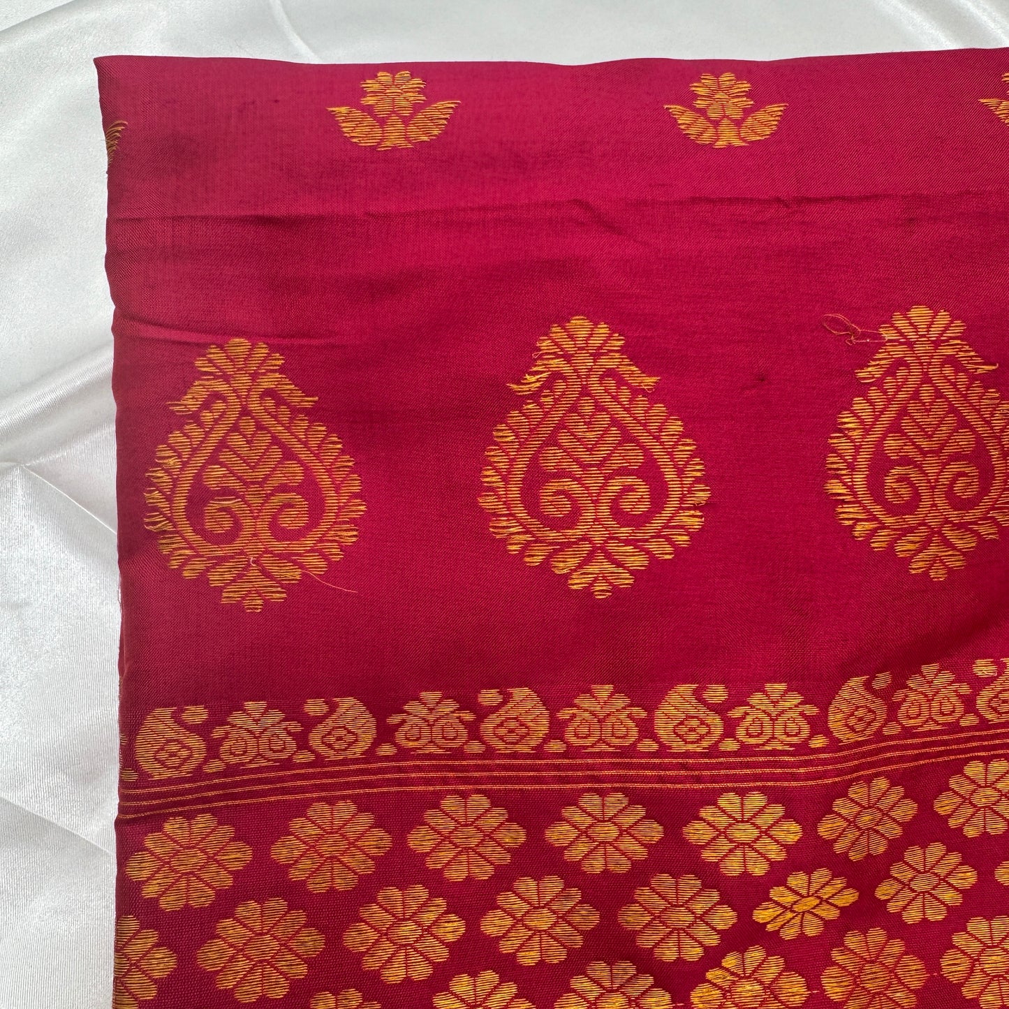 Pink Paat-Silk Saree with Gold Zari-work