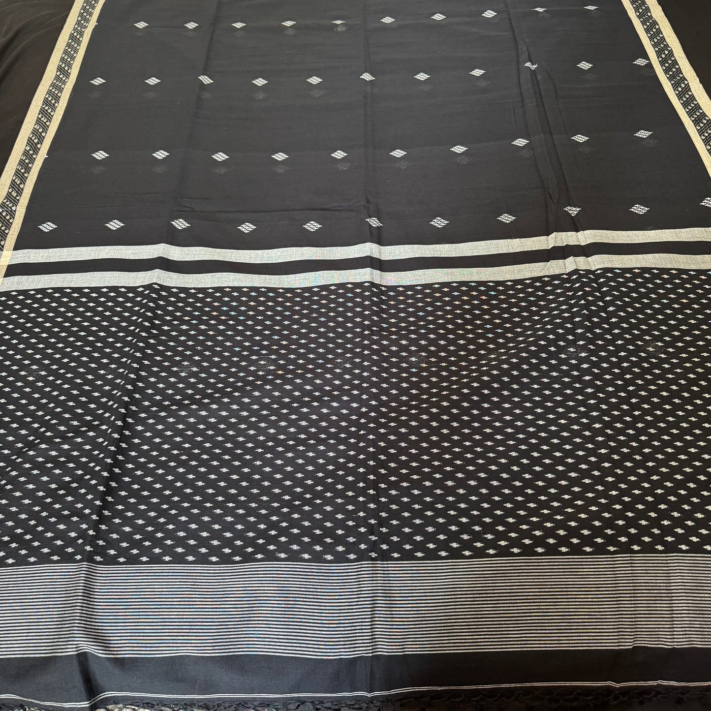 Hopunor Rati - Black Cotton Assam Handloom Saree