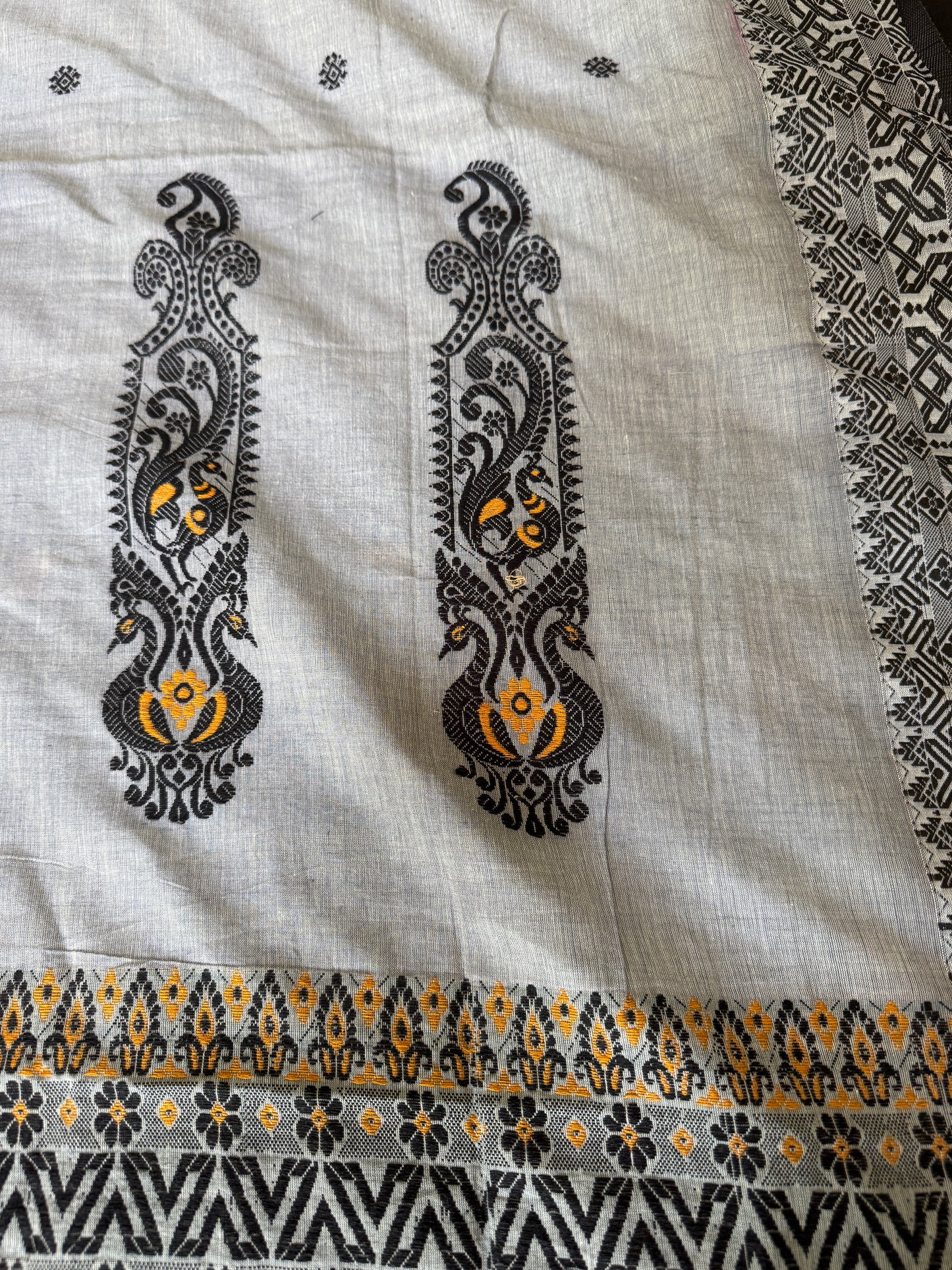 Dhupor Bonti - Grey Cotton Assam Handloom Saree