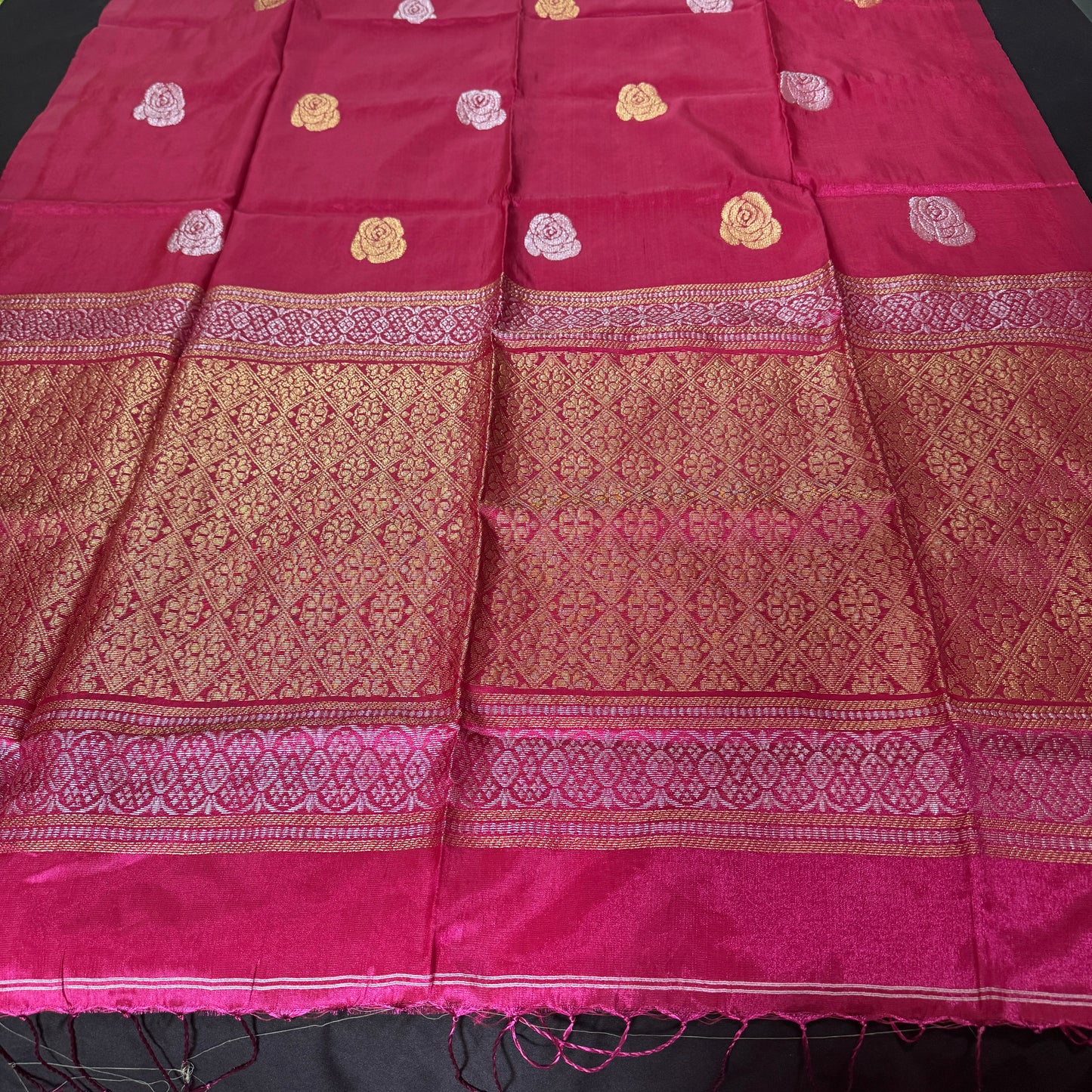 Gulaabi Baag: Pink Tissue Silk Saree