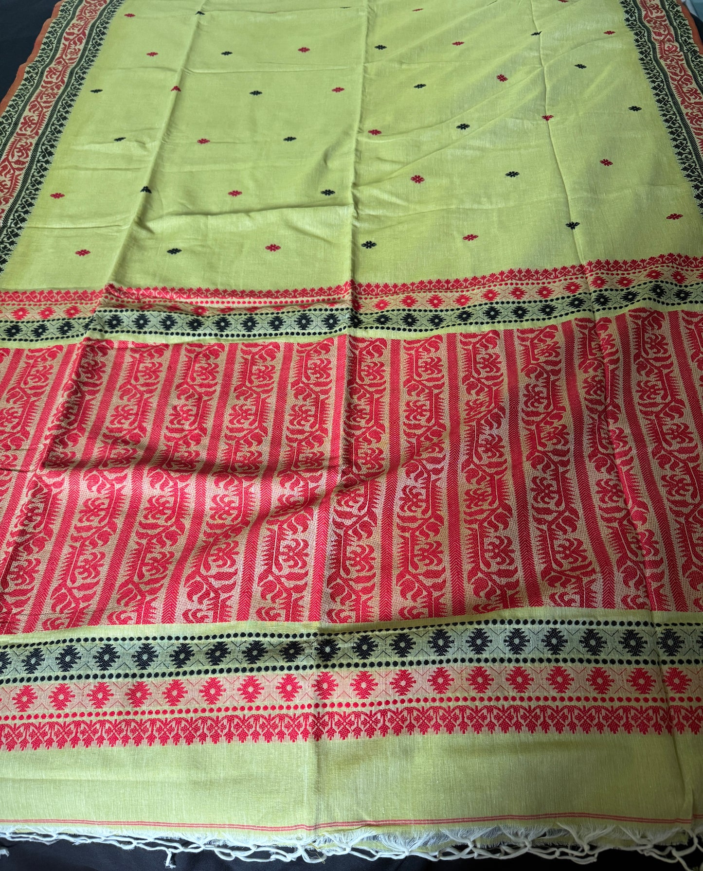 Aamresh: Lime Green Cotton Saree