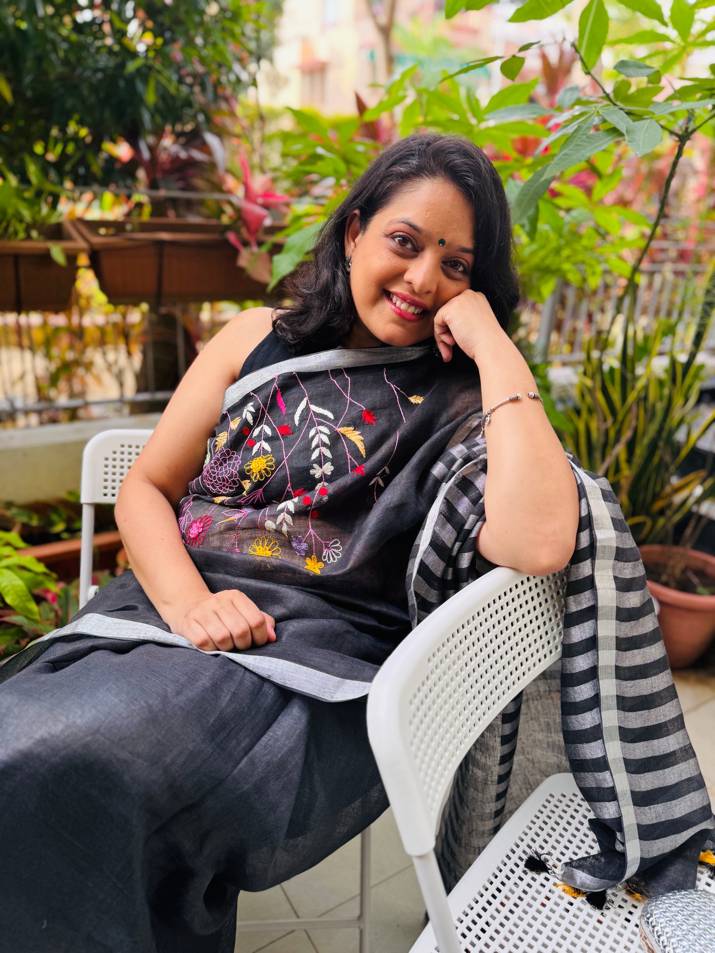 Midnight Meadow: Black Linen Embroidered Saree